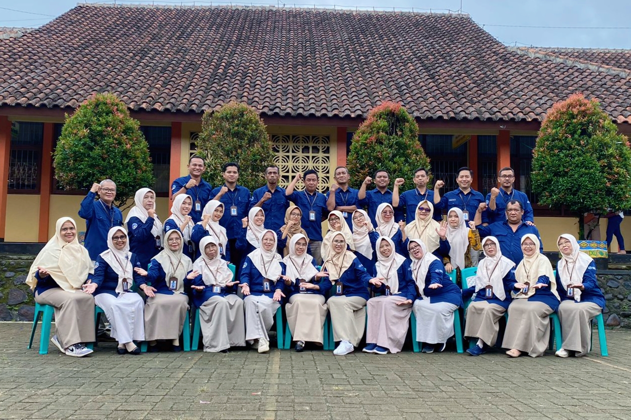 {"data":{"pictureId":"217f7916511641f4a5c5d5aed69ab21d","appversion":"4.2.0","stickerId":"","filterId":"3068834","infoStickerId":"","imageEffectId":"","playId":"","activityName":"","os":"android","product":"retouch","exportType":"","editType":"","alias":""},"source_type":"hypic","tiktok_developers_3p_anchor_params":"{"client_key":"awgvo7gzpeas2ho6","template_id":"","filter_id":["3068834"]}"}